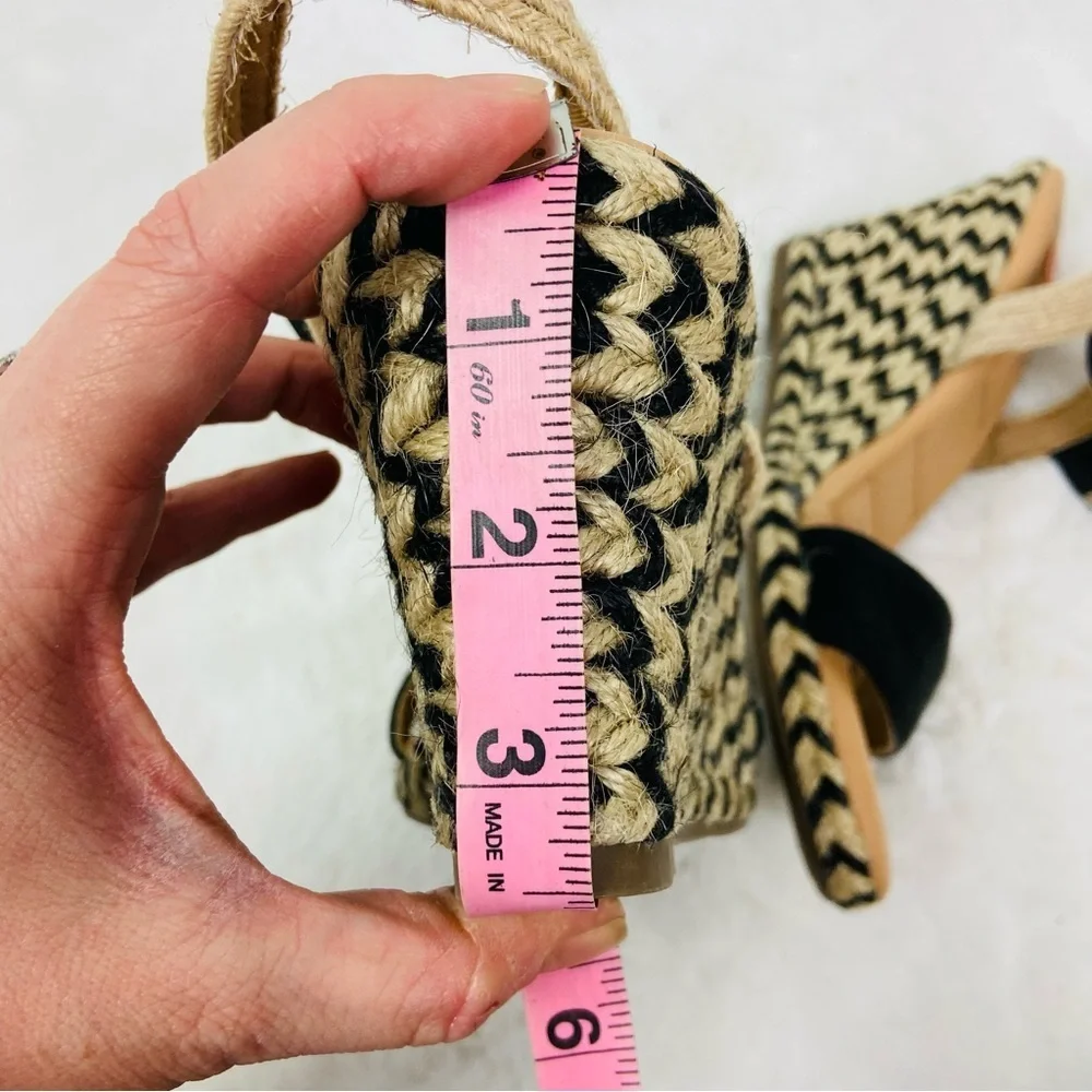 NWOT Me Too Black and Tan Espadrille platform open toe Sandals size 9.5